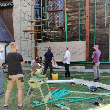 Ruszyły prace restauratorskie w Kościele w Dobrzykowie